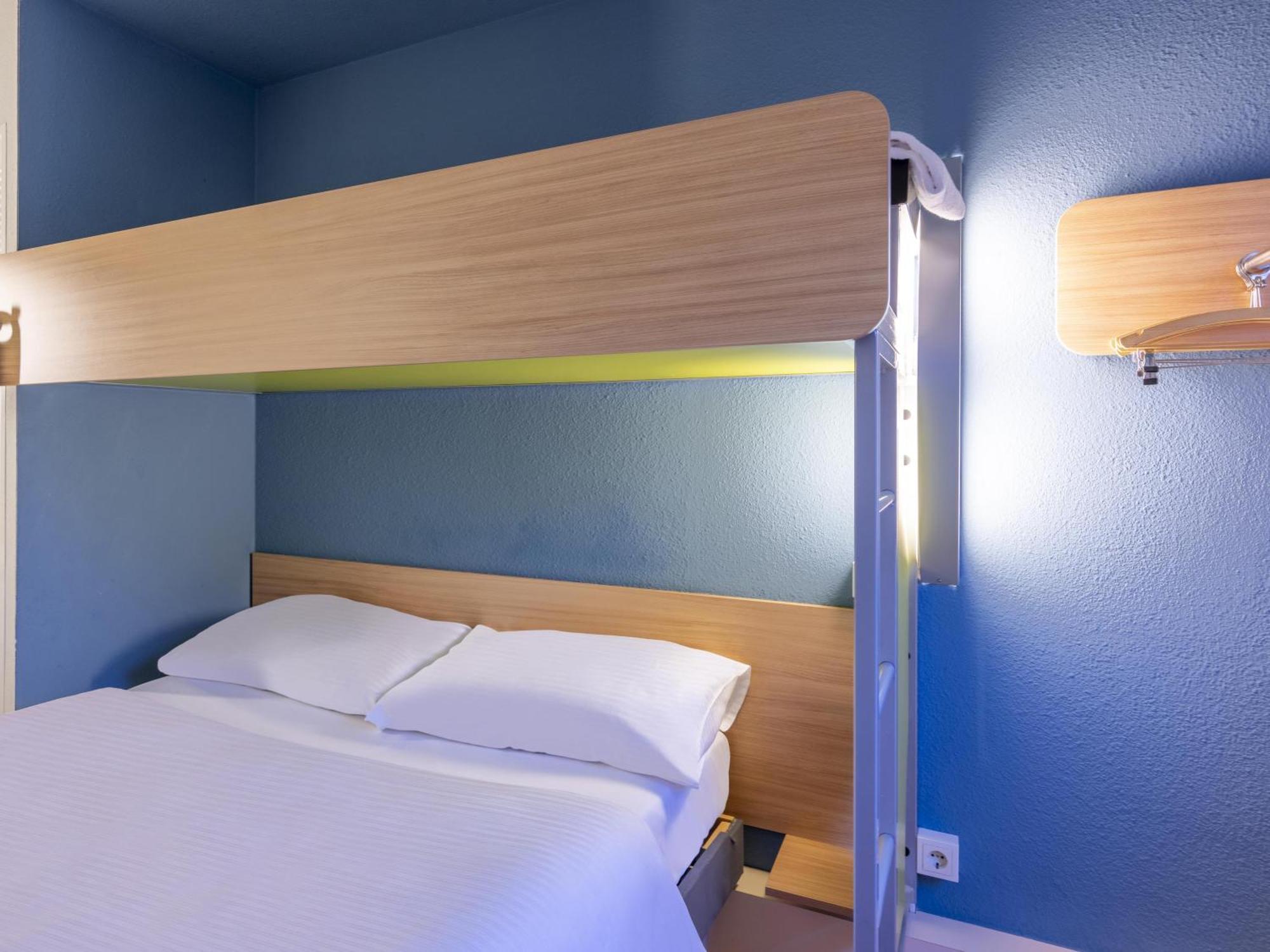 B&B Hotel Giessen-Linden Linden  ภายนอก รูปภาพ